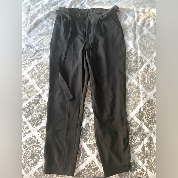 Polyester flowy formal pants with a tie up belt - Picture 1 of 3